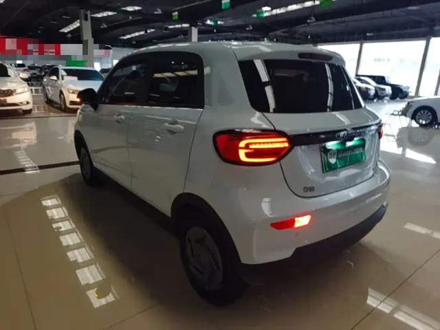 Leapmotor T03 — Фото автомобиля 4