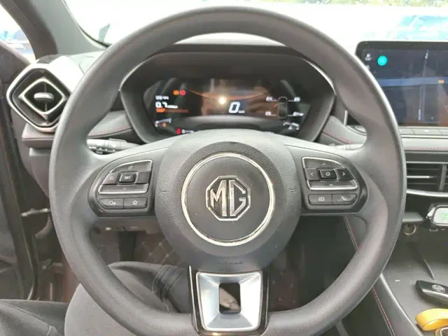 MG 5 — Фото автомобиля 10