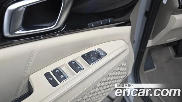 Kia Carnival 4th Gen — Фото автомобиля 29