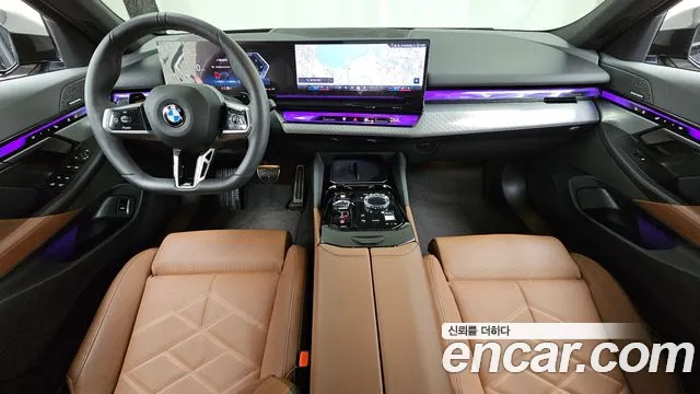 BMW 5-Series 5 серия (G60) 530i xDrive M Sport — Фото автомобиля 5