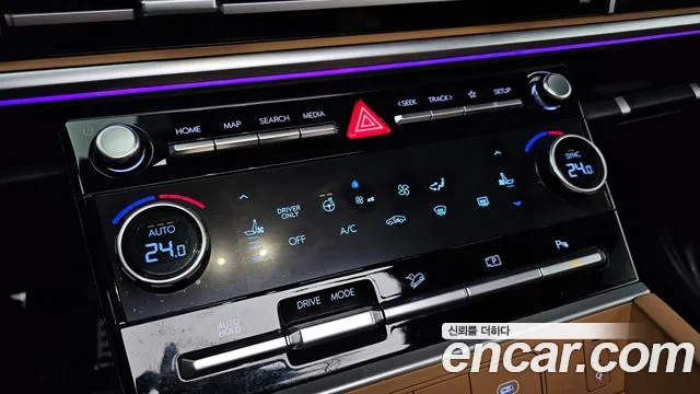 Hyundai Santa Fe — Фото автомобиля 15