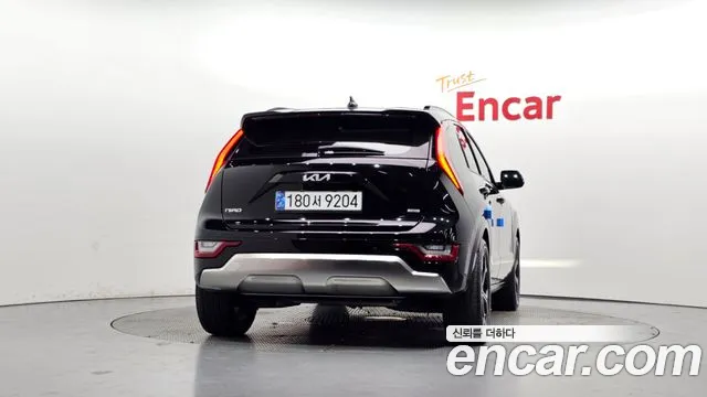 Kia Niro The All New Niro Signature — Фото автомобиля 4