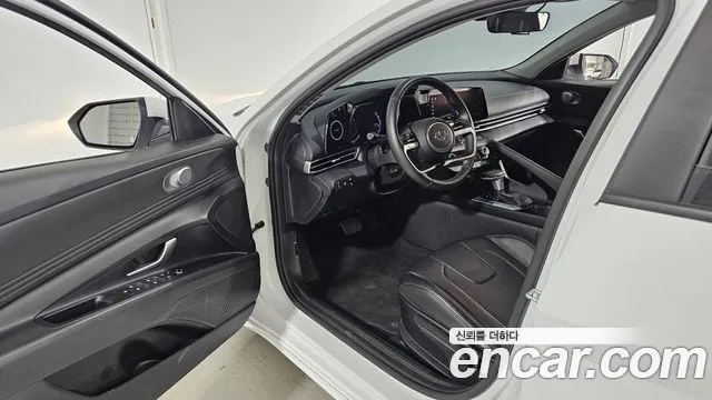 Hyundai AVANTE Modern — Фото автомобиля 10