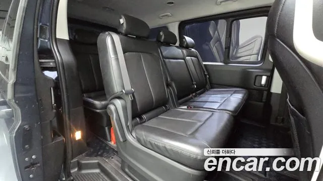 Hyundai Staria Staria Tourer 11 мест — Фото автомобиля 11
