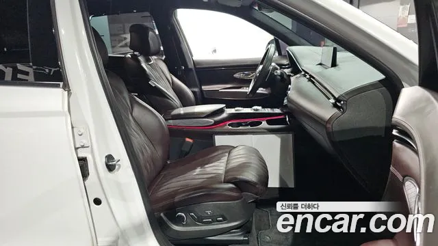 Genesis GV70 2.5T Бензин AWD — Фото автомобиля 10