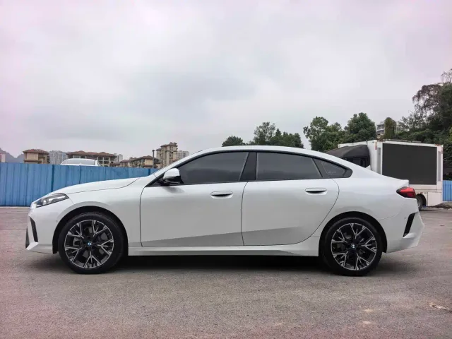 BMW 2 Series — Фото автомобиля 5