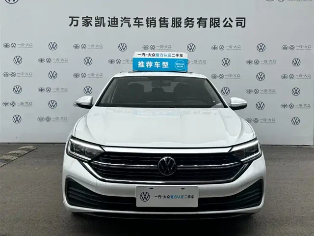 Volkswagen Sagitar — Фото автомобиля 2
