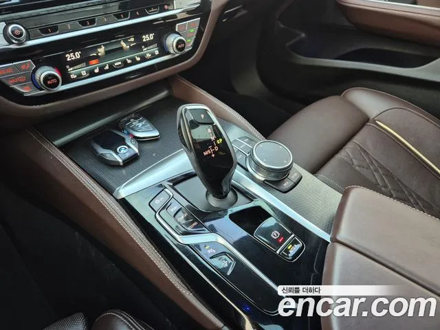 BMW Gran Turismo — Фото автомобиля 10