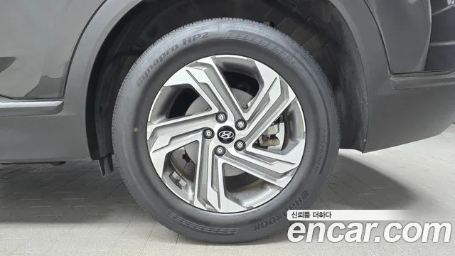 Hyundai Santafe Новый Santa Fe Бензин 2.5T 4WD — Фото автомобиля 20