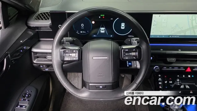 Hyundai Grandeur Grandeur (GN7) 2.5 Бензин 2WD — Фото автомобиля 10