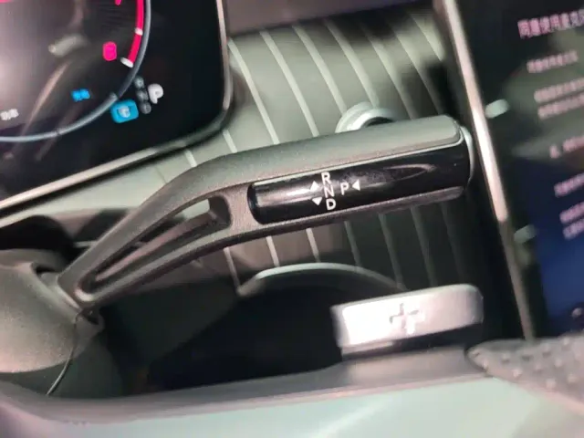 Mercedes-Benz C-Class — Фото автомобиля 13