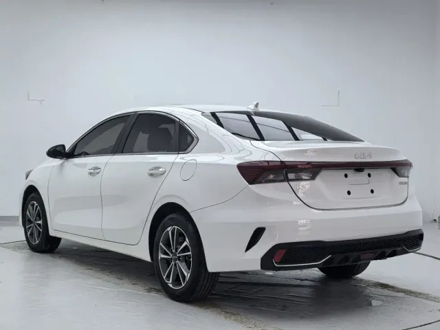 Kia K3 — Фото автомобиля 6