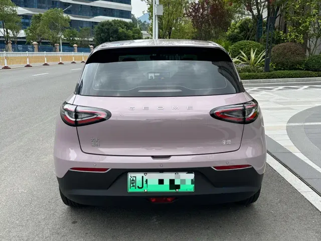 Geely Starry Wish — Фото автомобиля 4