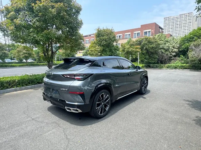 Changan UNI-T — Фото автомобиля 5