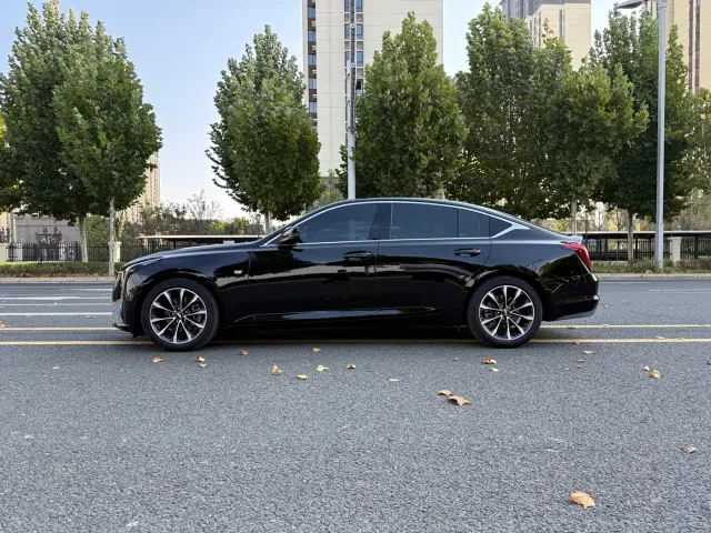 Cadillac CT5 — Фото автомобиля 4
