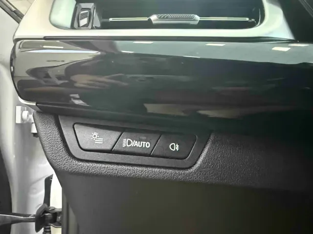 BMW X1 — Фото автомобиля 11