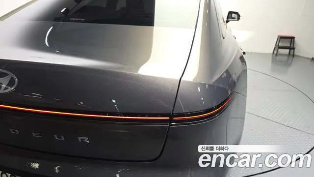 Hyundai Grandeur GN7 — Фото автомобиля 8