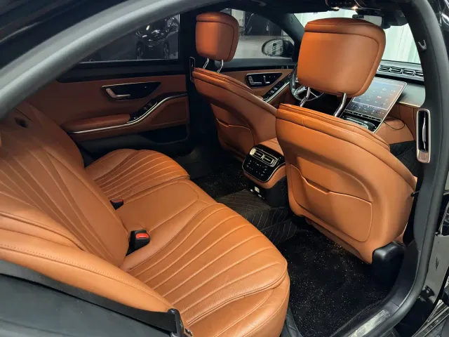 Mercedes-Benz S-Class — Фото автомобиля 17