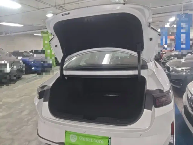Changan Qiyuan Changan Qiyuan A05 2024 70 Pro — Фото автомобиля 18