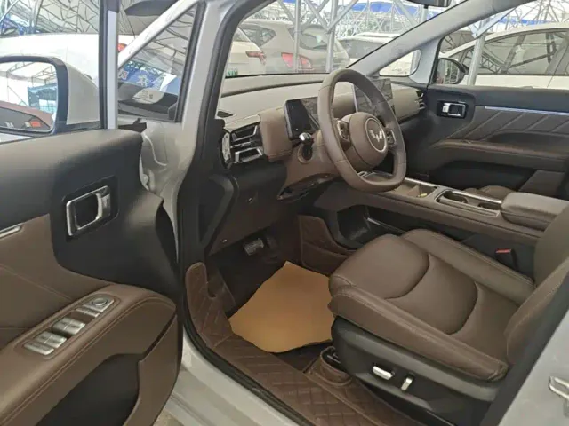 Wuling Starlight 730 — Фото автомобиля 15