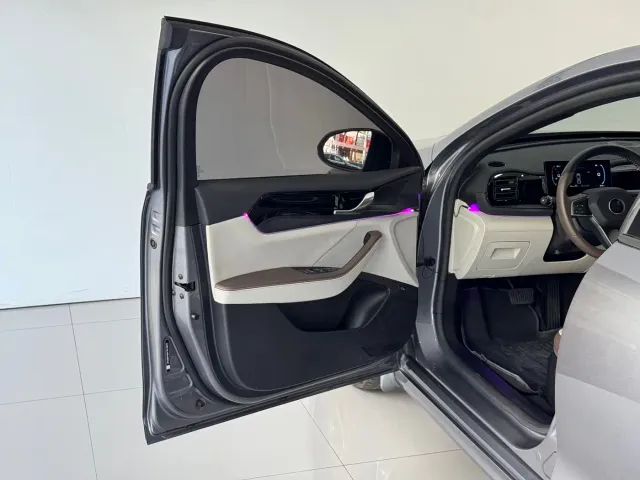 BYD Qin PLUS — Фото автомобиля 13