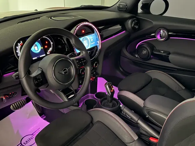 MINI Hatch — Фото автомобиля 10