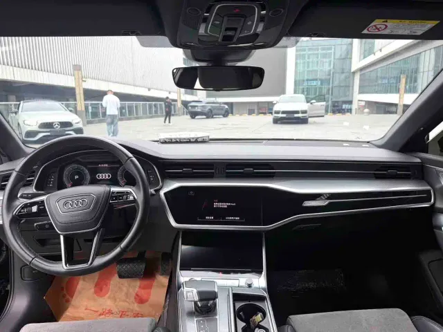 Audi A6L — Фото автомобиля 8