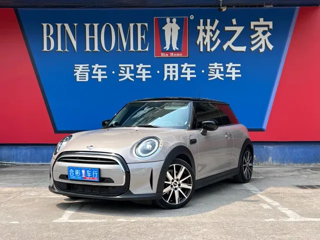 Фотография автомобиля — MINI Hatch