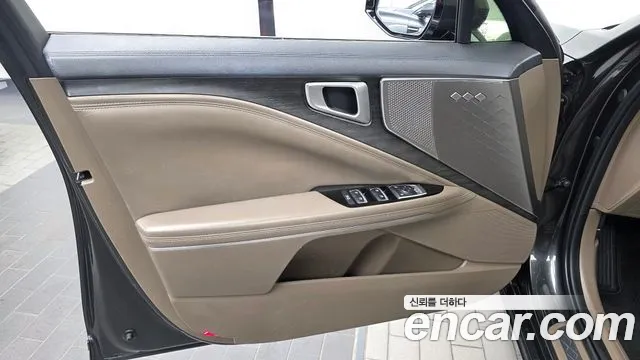 Kia K8 Hybrid — Фото автомобиля 13