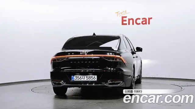 Hyundai Grandeur — Фото автомобиля 4