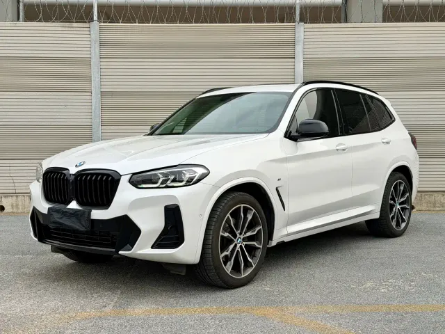 Фотография автомобиля — BMW X3