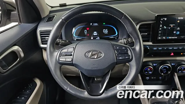 Hyundai Venue — Фото автомобиля 20