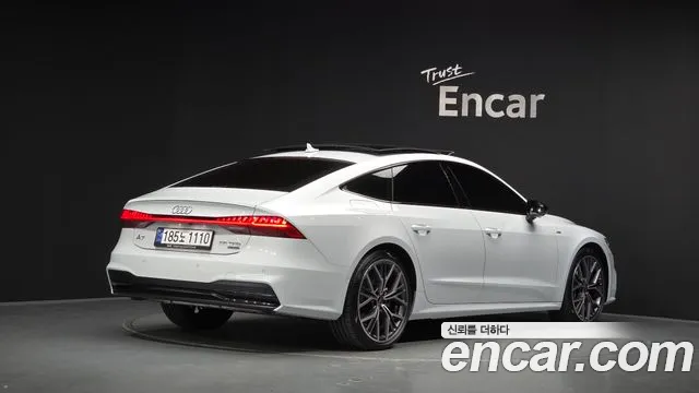 Audi A7 4K — Фото автомобиля 2