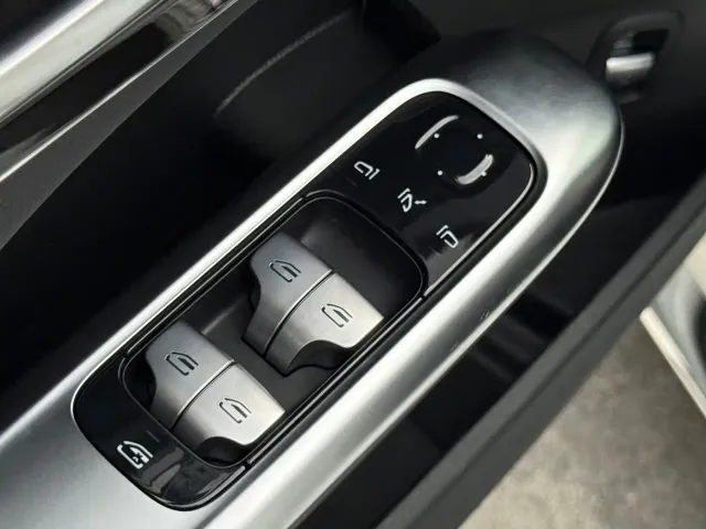 Mercedes-Benz C-Class — Фото автомобиля 14