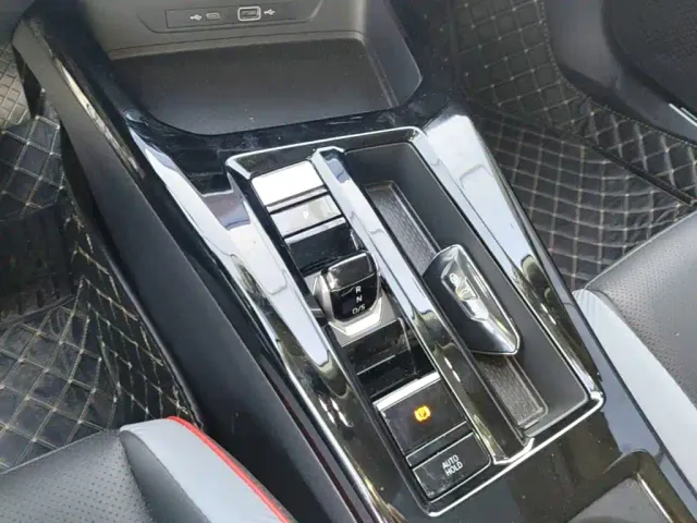 Volkswagen Lamando — Фото автомобиля 13