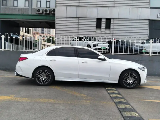 Mercedes-Benz C-Class — Фото автомобиля 4