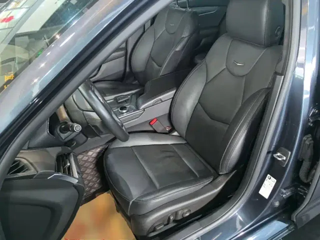 Cadillac CT5 — Фото автомобиля 14