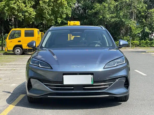 BYD Seal 06 DM-i Touring — Фото автомобиля 2