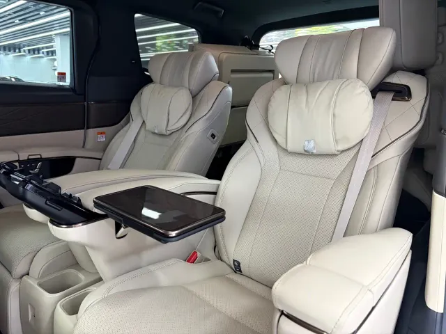 Toyota Alphard — Фото автомобиля 9