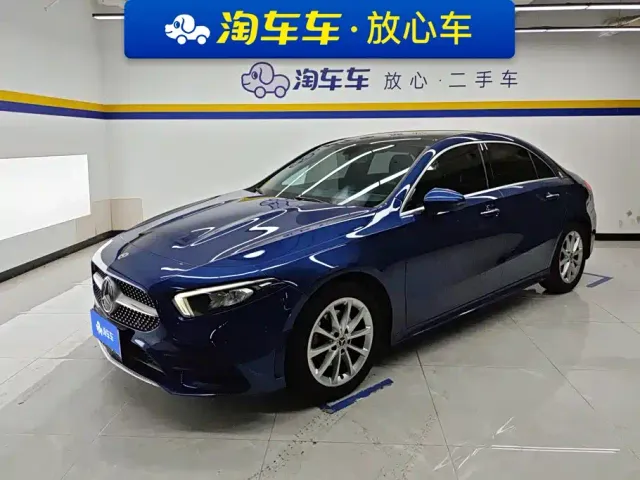 Фотография автомобиля — Mercedes-Benz A-Class