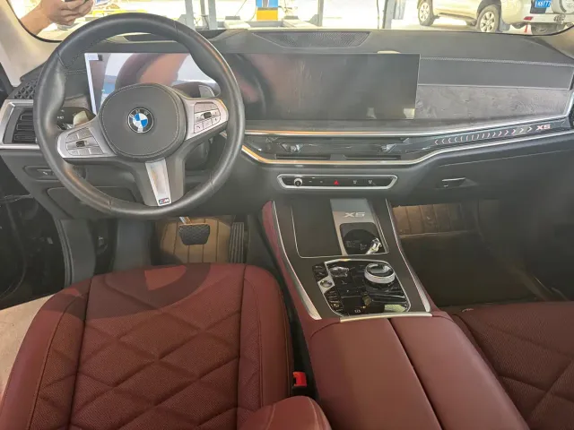 BMW X5 — Фото автомобиля 9