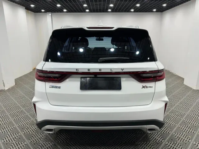 Geely Vision X6 — Фото автомобиля 8