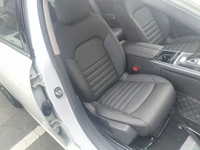 Citroen C6 — Фото автомобиля 24