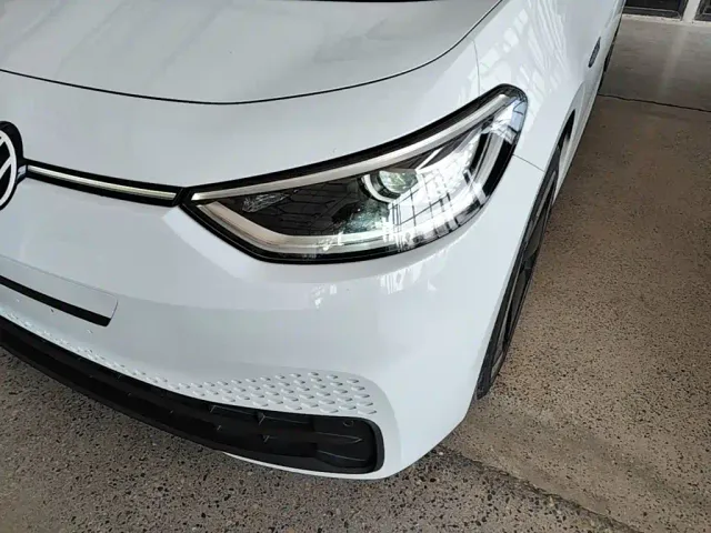 Volkswagen ID.3 — Фото автомобиля 23
