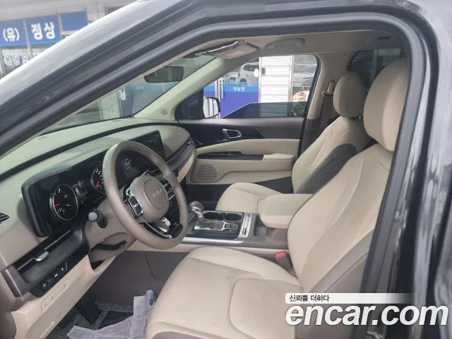 Kia Carnival Generation 4 — Фото автомобиля 7