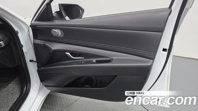 Hyundai Avante CN7 — Фото автомобиля 13