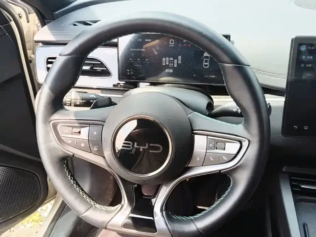 BYD Seal 06 — Фото автомобиля 10
