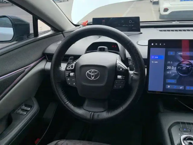 Toyota bZ5 — Фото автомобиля 15