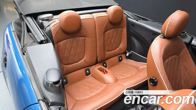 Mini Cooper Convertible — Фото автомобиля 11