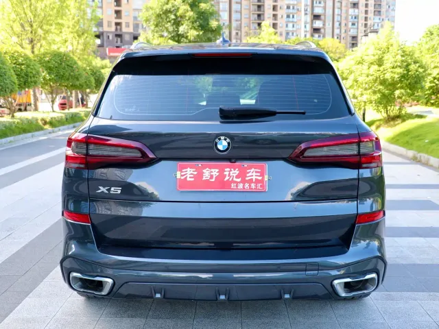BMW X5 — Фото автомобиля 6